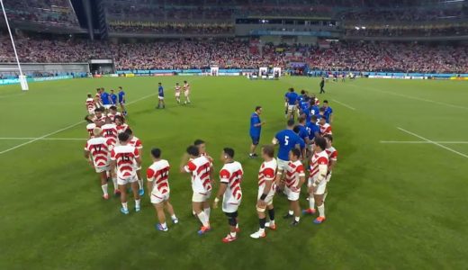 笑顔でハグ！試合後の日本代表とサモア代表【ラグビーワールドカップ】