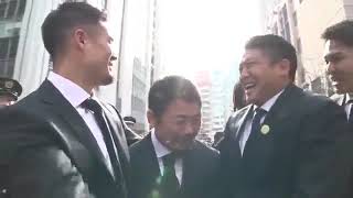 パレート開始前から号泣するラグビー田中史朗 【ラグビー日本代表 ONE TEAMパレード】
