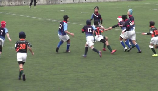 小学生ラグビー　豊田ラグビースクール（緑）ＶＳ　静岡ラグビースクール（水色）