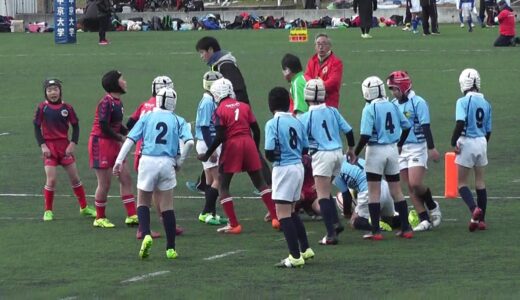 小学生ラグビー　東海ラグビースクール（赤）ＶＳ　岐阜ラグビースクール（水色）