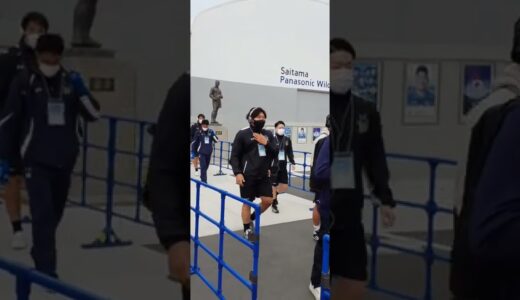 【ラグビー埼玉ワイルドナイツ】試合会場へ向かう選手たち。コロナ渦で声かけ禁止😢